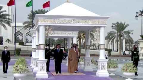 Präsident Xi wurde am Donnerstag in Saudi-Arabien mit Zeremonien herzlich empfangen.