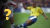 Ein unscharfes Bild eines Fußballers (für das tägliche WM-Quiz am 14. Dezember)