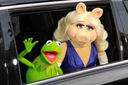 Sieht aus wie ein Filmstar … Kermit und Miss Piggy kommen 2014 zur Weltpremiere von Muppets Most Wanted.