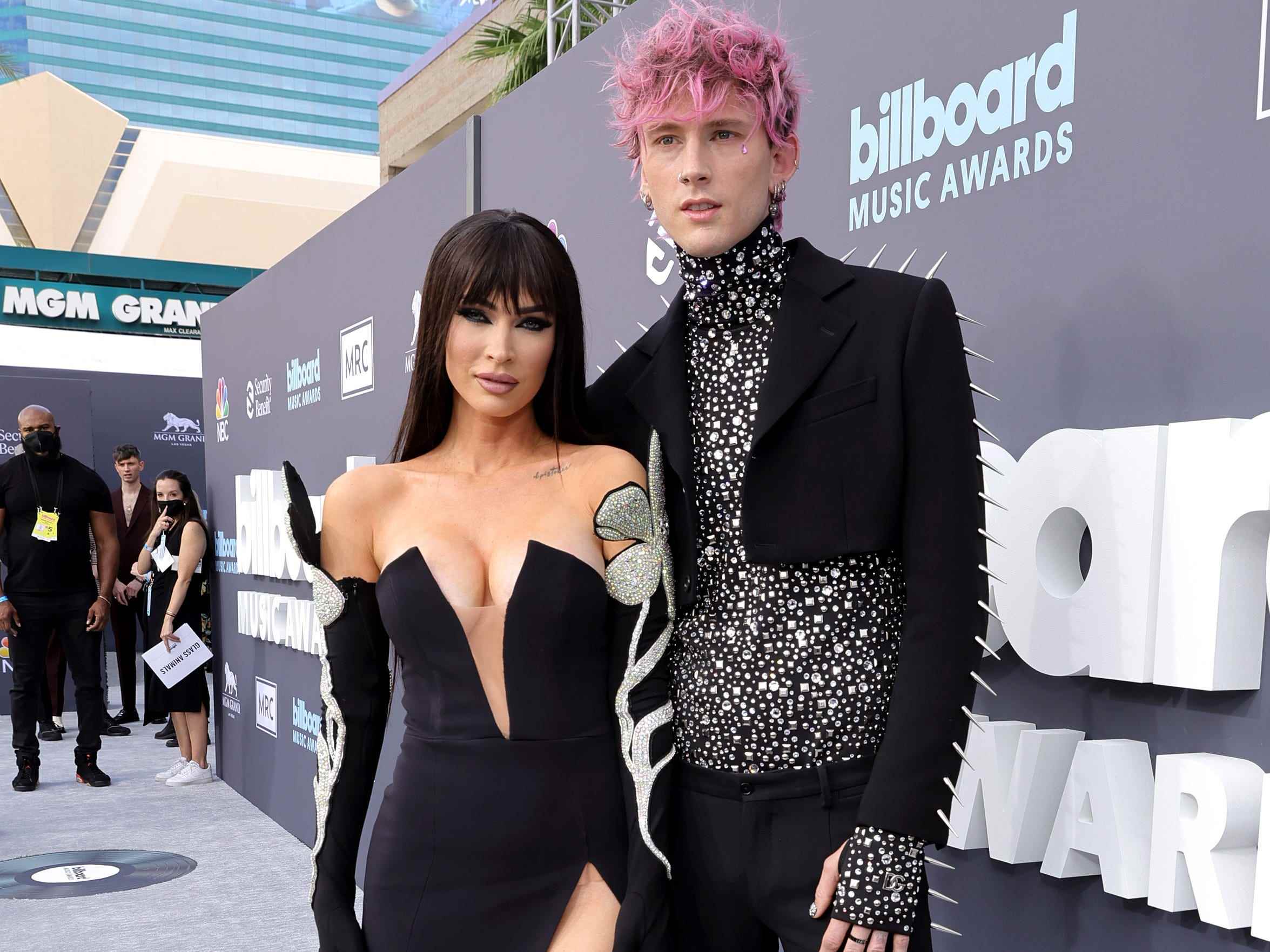Megan Fox und Machine Gun Kelly bei den Billboard Music Awards 2022.