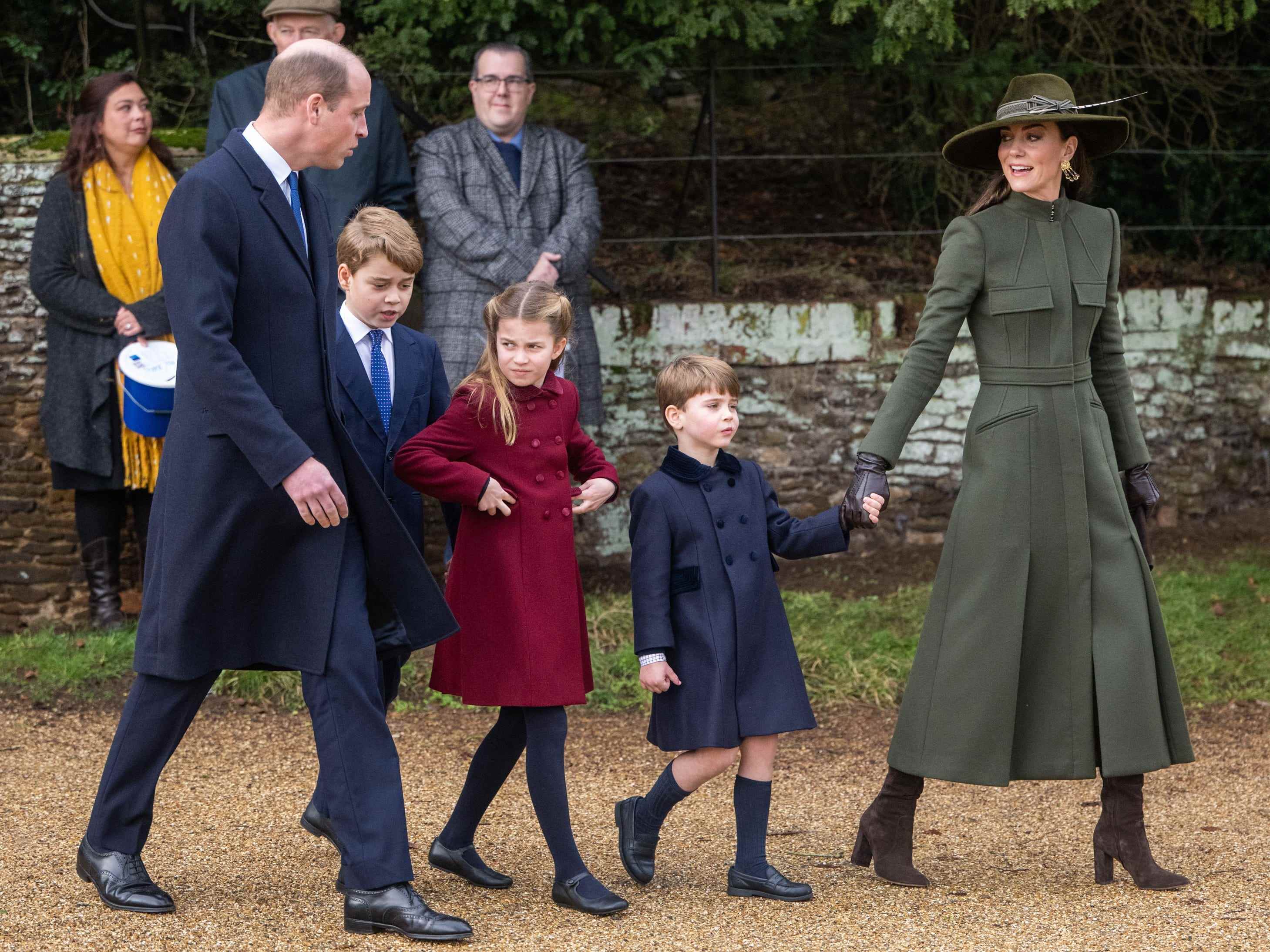 Prinz William, Kate Middleton und ihre Kinder am Weihnachtstag 2022 in Sandringham