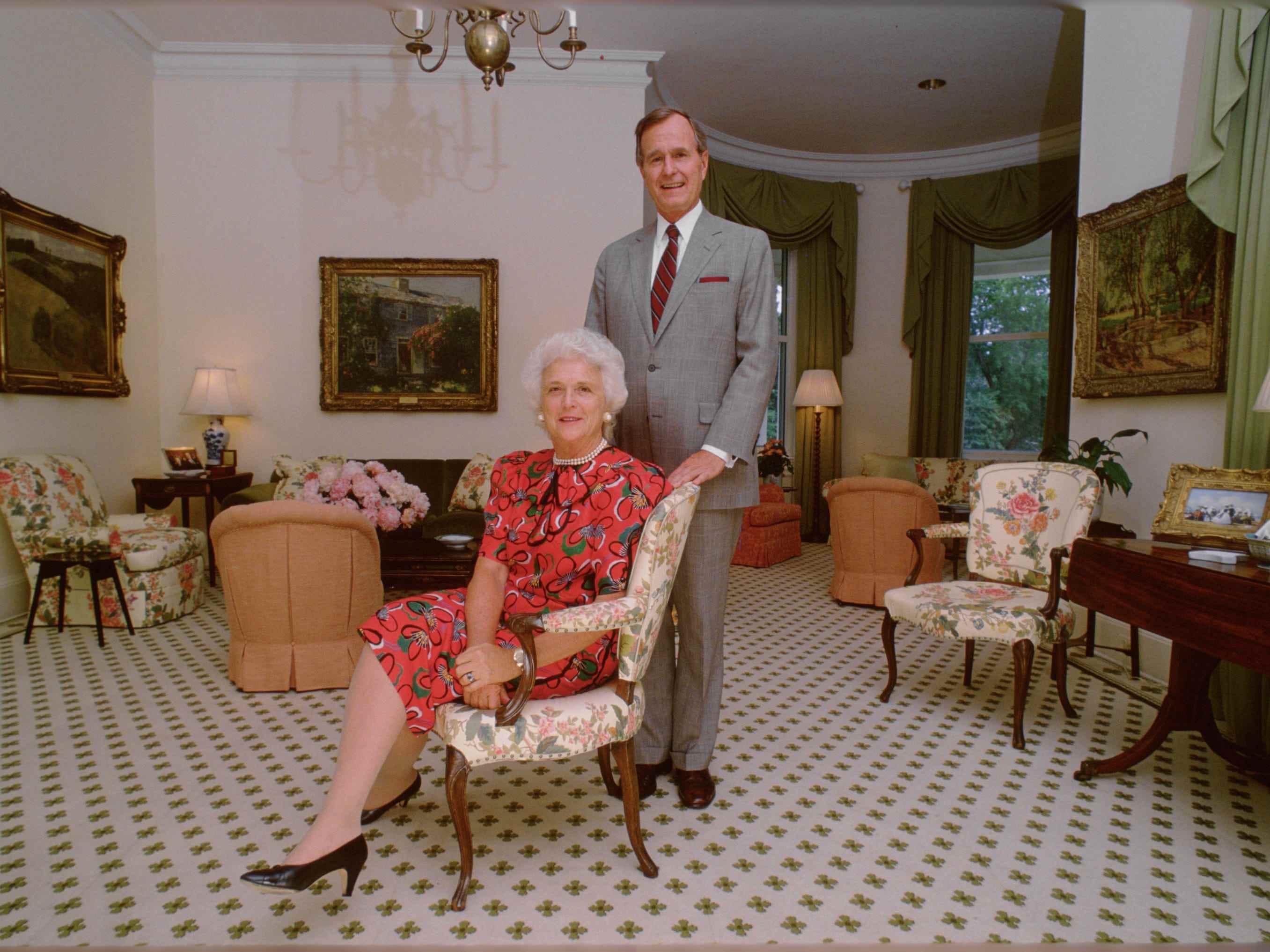 George und Barbara Bush in der Residenz des offiziellen Vizepräsidenten.