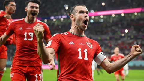 Bale jubelt, nachdem er bei Katar 2022 einen Elfmeter gegen die USA erzielt hat. 