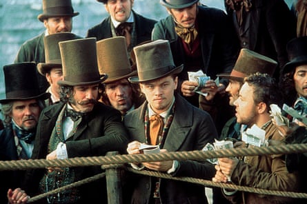 Daniel Day-Lewis (zweiter von links, vorne) und Leonardo DiCaprio (Mitte, vorne) in Gangs of New York.