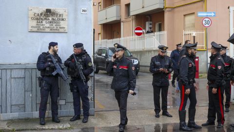 Das Polizeipräsidium San Lorenzo Carabinieri in Palermo, wohin Messina Denaro nach seiner Festnahme gebracht wurde 