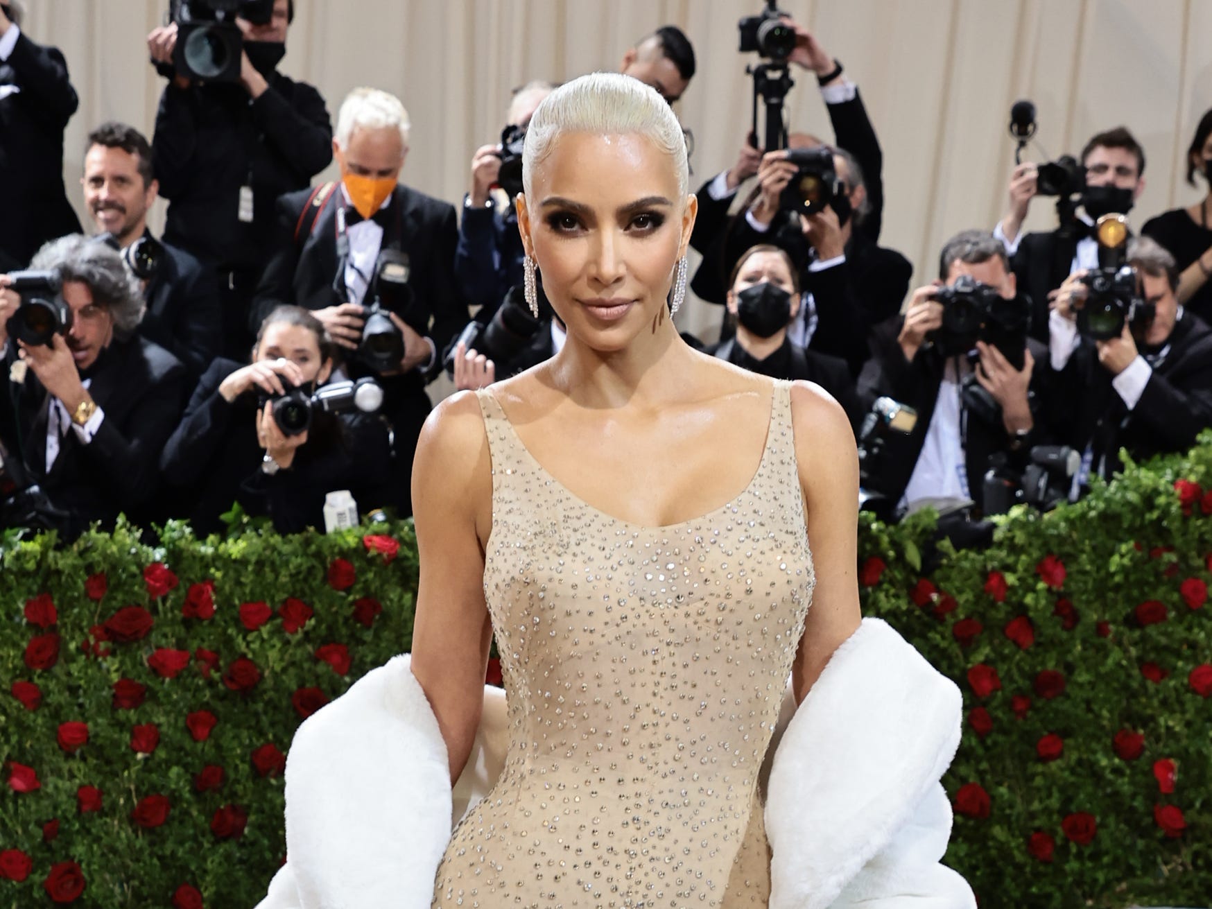 Kim Kardashian nimmt an der Met Gala 2022 teil.