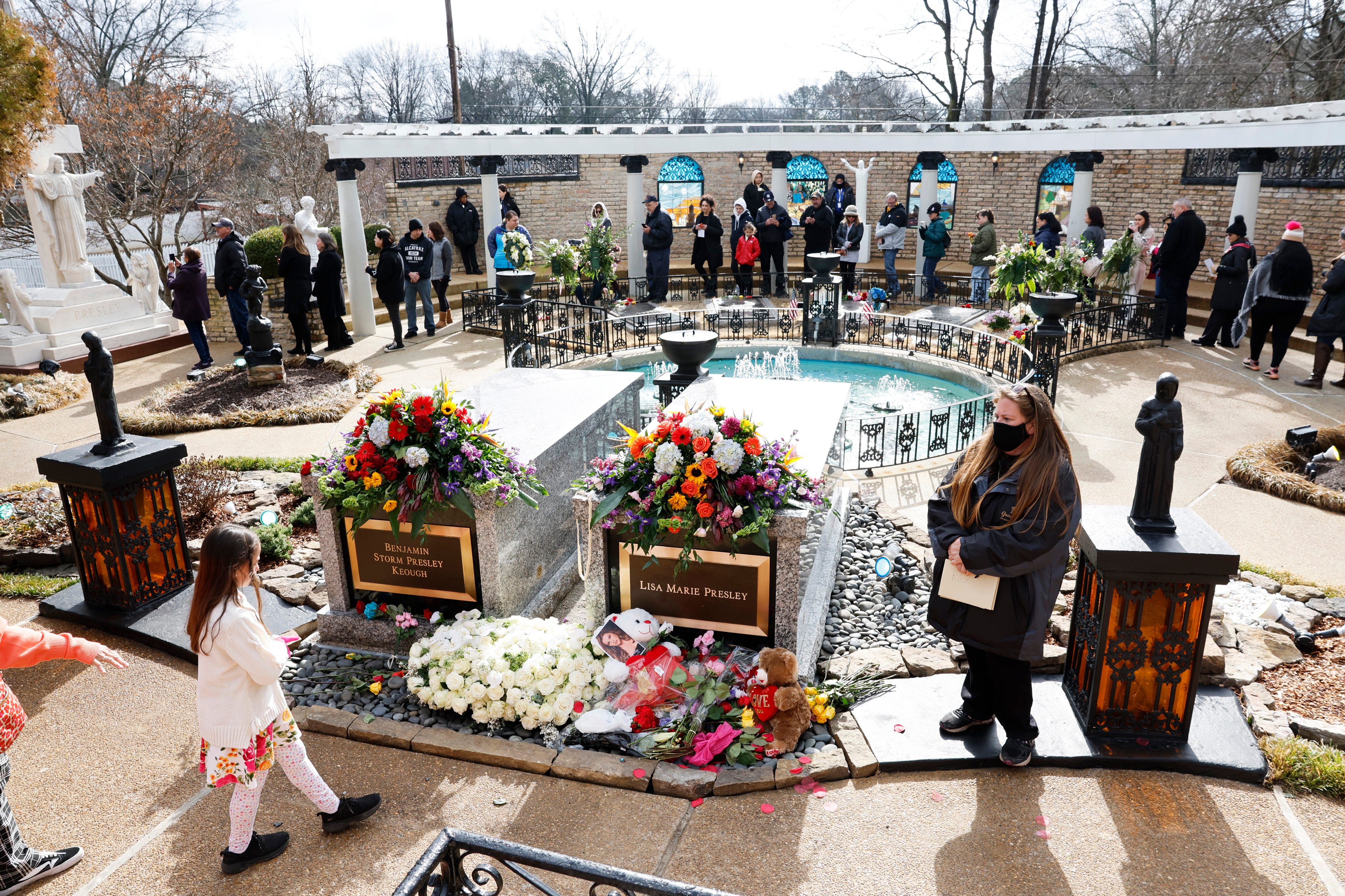 Die Gräber von Lisa Marie Presley und ihrem Sohn Benjamin Keough in Graceland.