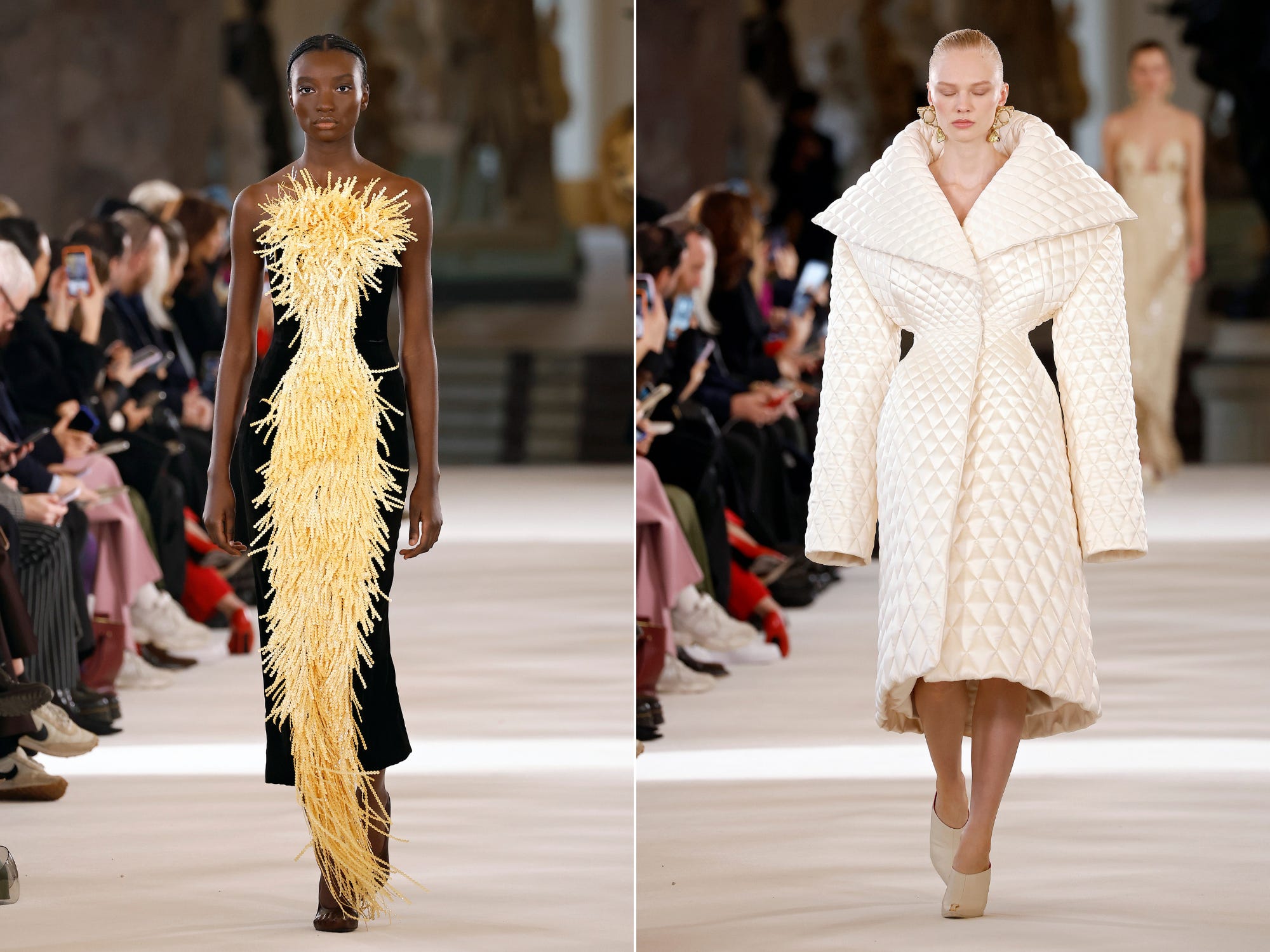 Models laufen während der Schiaparelli Haute Couture Spring Summer 2023 Show im Rahmen der Paris Fashion Week über den Laufsteg