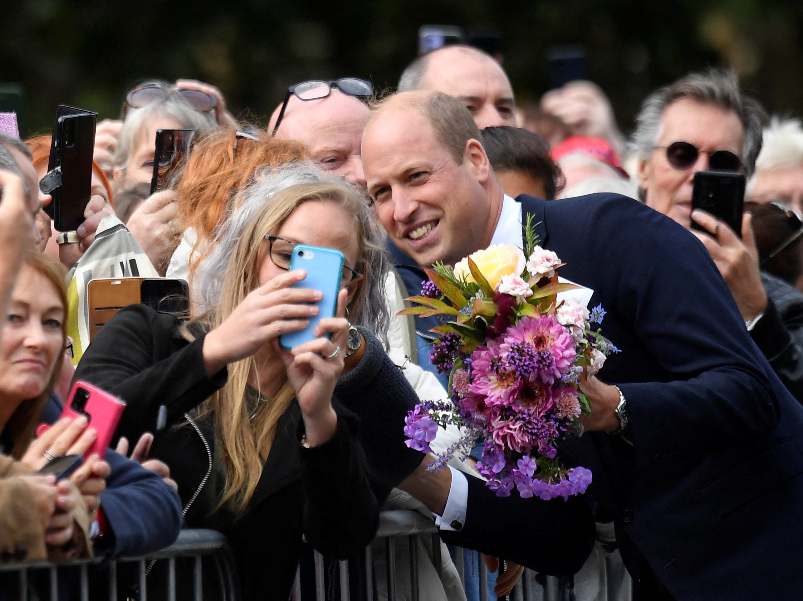 Prinz William Selfie mit Ventilator