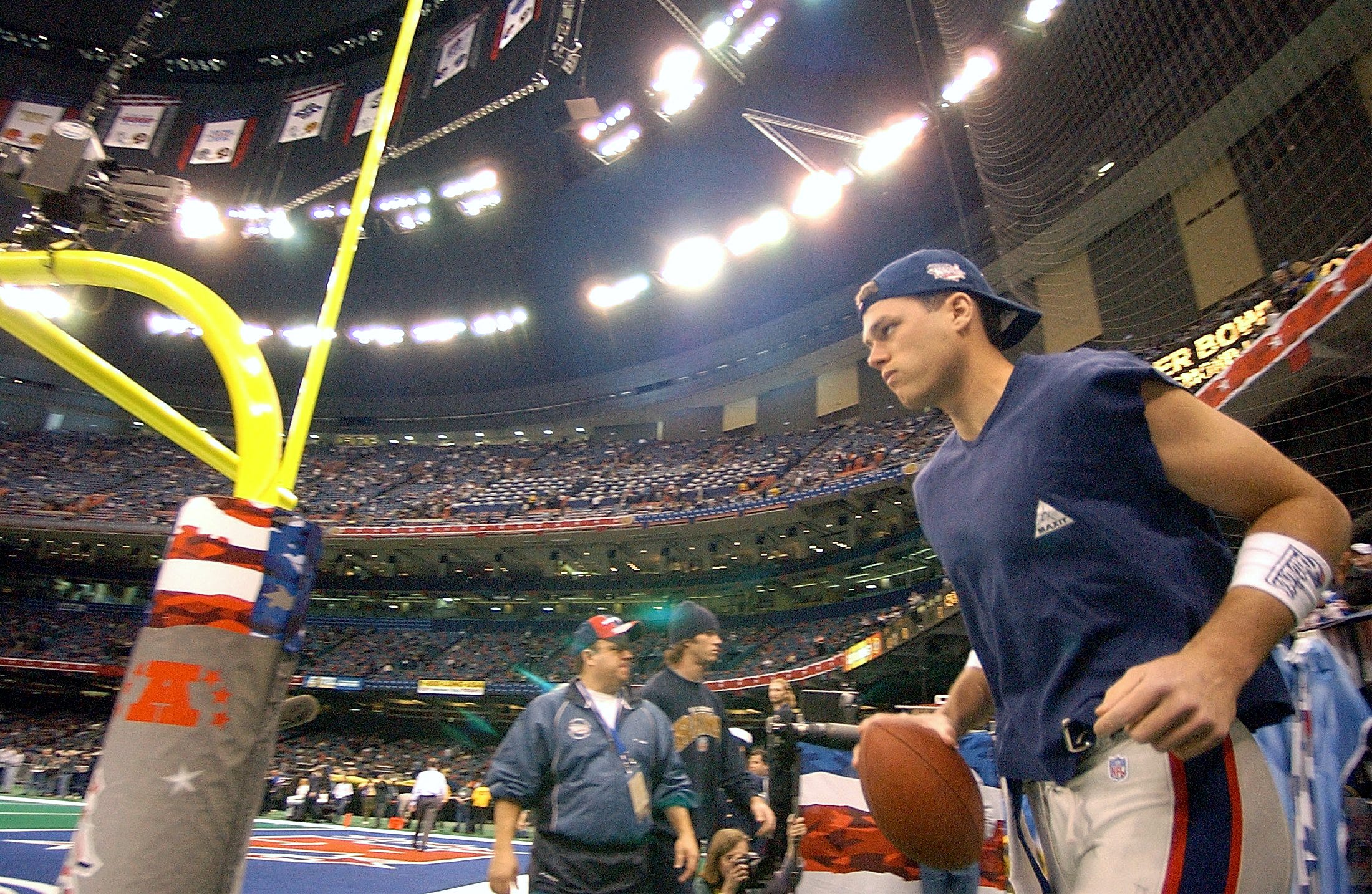 Tom Brady bereitet sich auf seinen ersten Super Bowl vor.