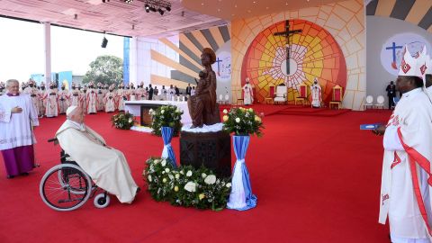 Papst Franziskus feiert am Mittwoch eine heilige Messe am Flughafen N'Dolo in Kinshasa in der Demokratischen Republik Kongo.