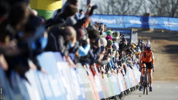 Marianne Vos auf dem Weg zum Cyclocross-Weltgold im Jahr 2022