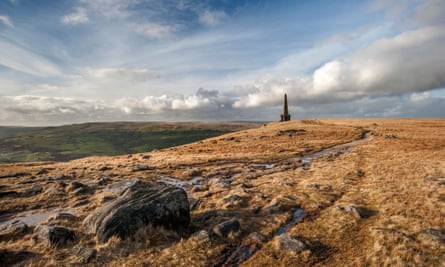 Das Stoodley Pike Monument ist der Gipfel für Chris Moss' Wanderung.