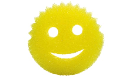 Ein gelber Schwamm in Form eines Smileys