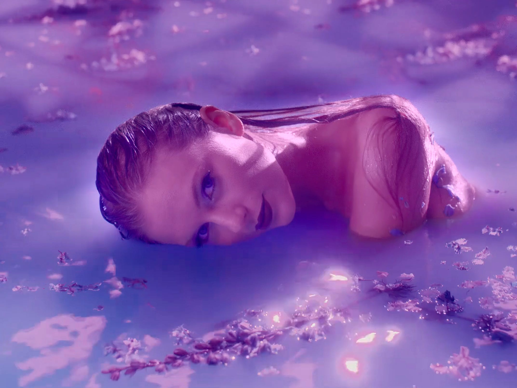 Taylor Swift Lavender Haze Musikvideo