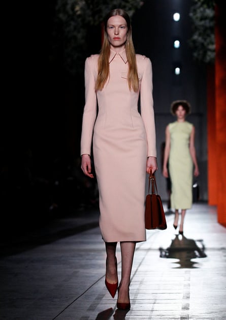 Prada präsentiert die Herbst-Winter-Kollektion 2023/2024 während der Milan Fashion