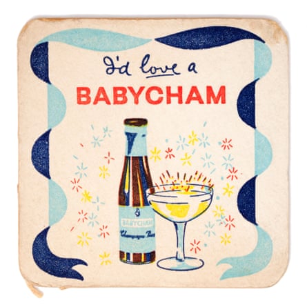 Ein Vintage-Bierdeckel mit dem klassischen Werbeslogan „I’d love a Babycham“.