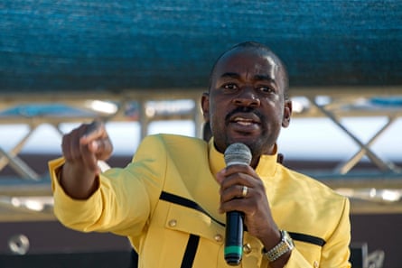 Nelson Chamisa, Vorsitzender der wichtigsten oppositionellen Citizens Coalition for Change, bei einer Wahlveranstaltung in Bulawayo am 5. März 2022.