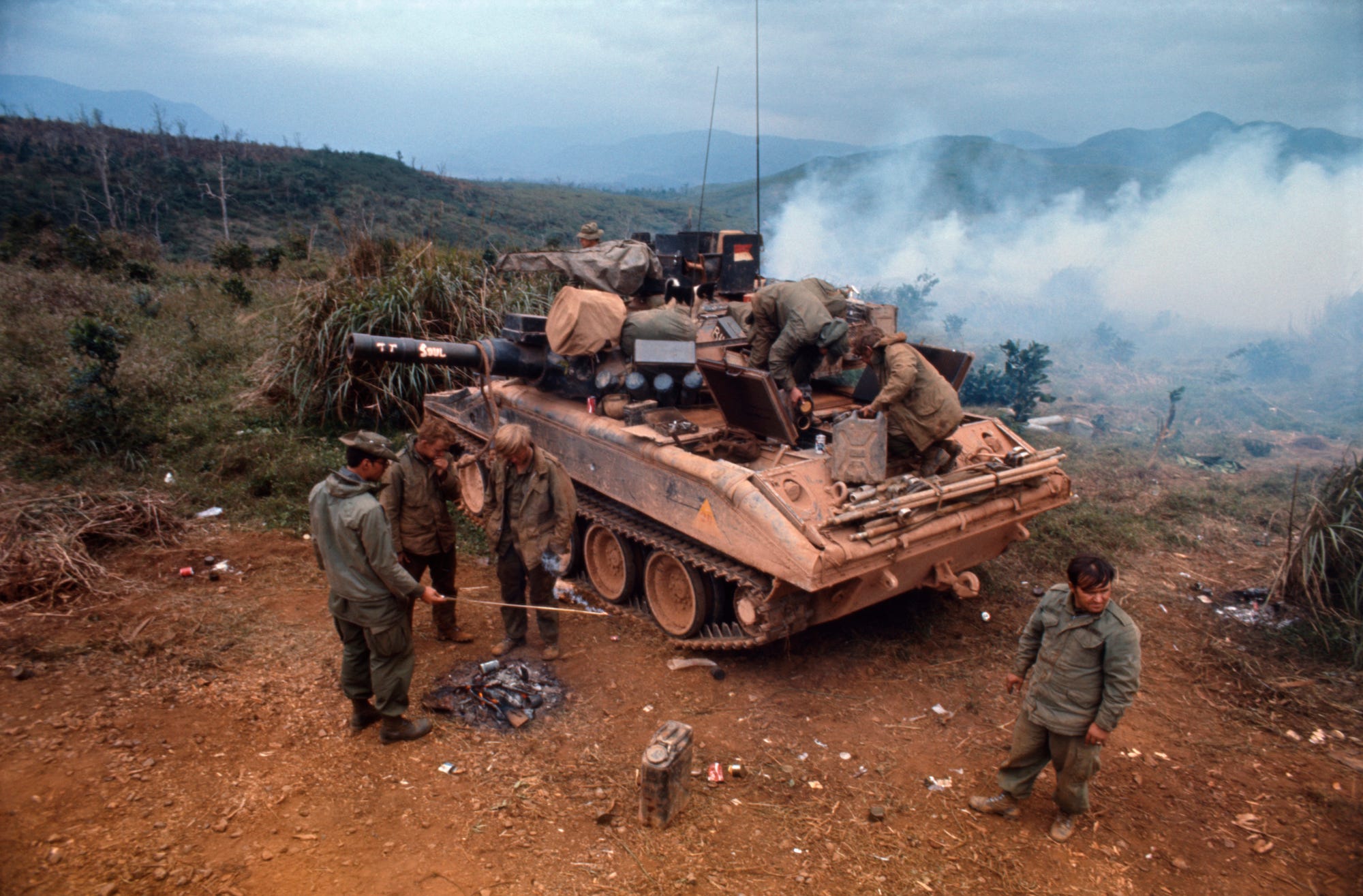 Armeesoldaten M551 Sheridan leichter Panzer Khe Sanh Vietnam