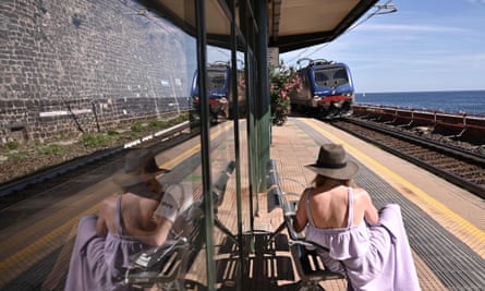 Bahnhof Manarola im Nationalpark Cinque Terre, in der Nähe von La Spezia.