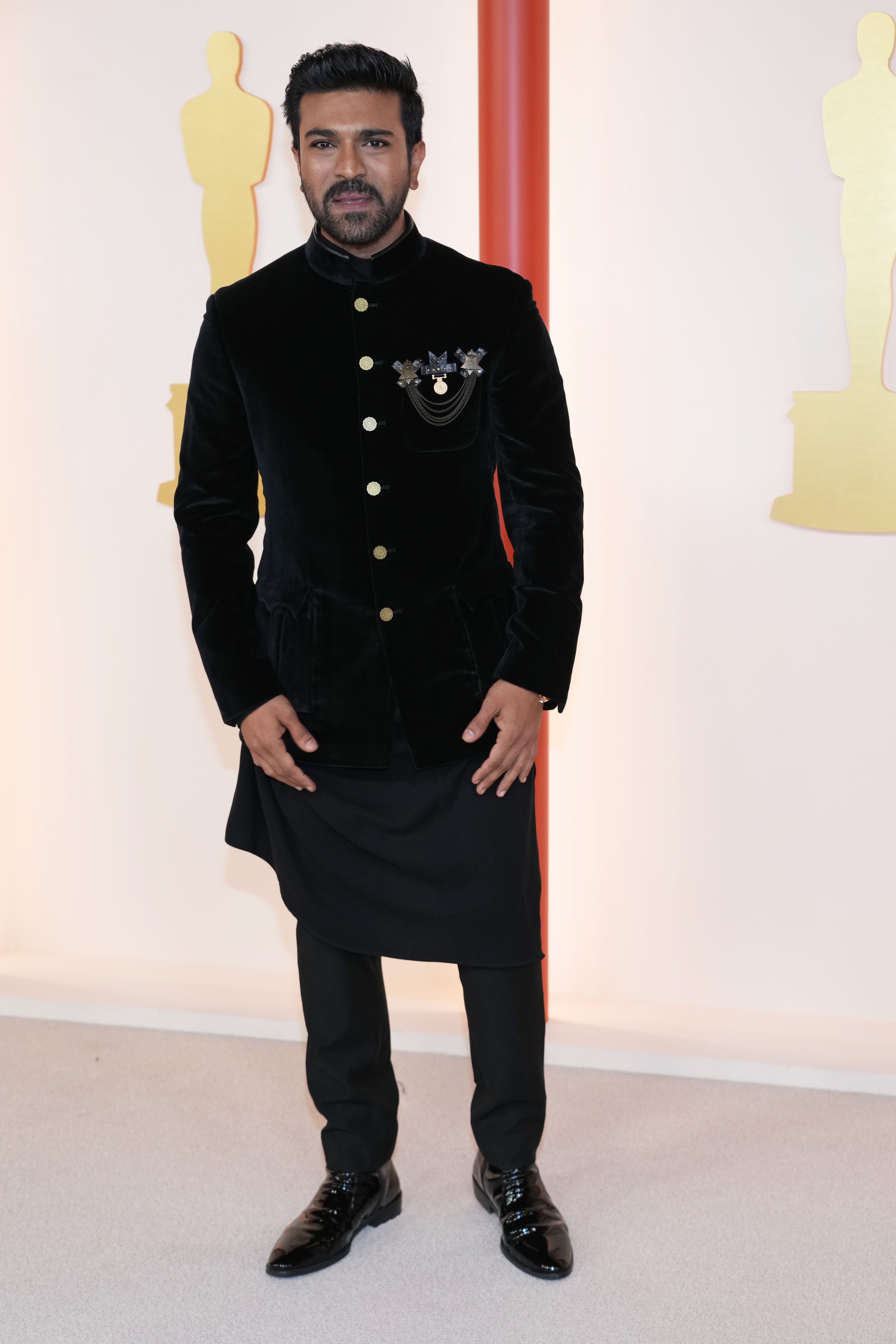 Ram Charan nimmt am 12. März 2023 an den 95. Annual Academy Awards teil