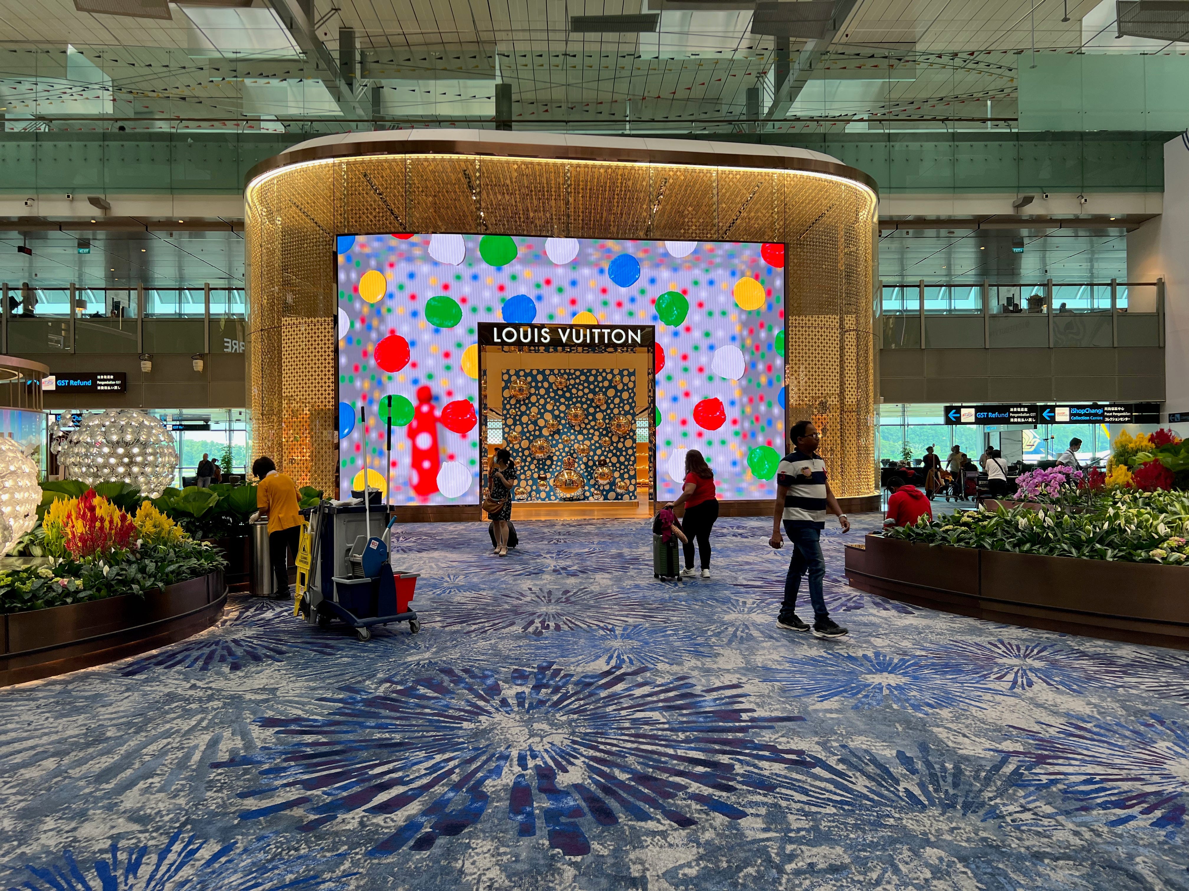 Das Geschäft von Louis Vuitton am Changi International Airport in Singapur.