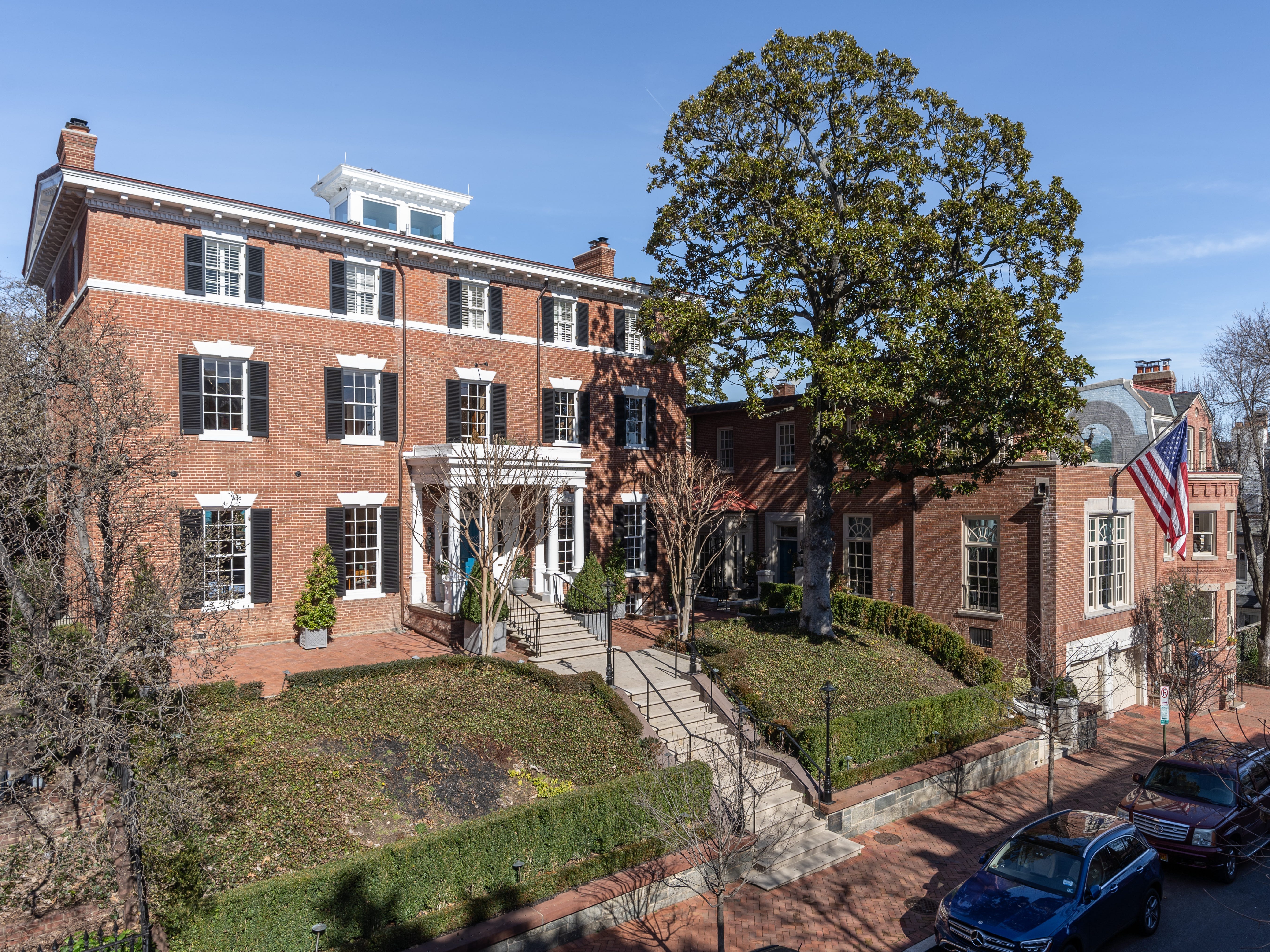 Seitenansicht von Jackie Kennedys ehemaligem Haus in Georgetown, Washington DC