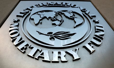 Der Internationale Währungsfonds sagte am Dienstag, er habe mit der Ukraine eine Vereinbarung auf Mitarbeiterebene über ein vierjähriges Finanzierungspaket im Wert von etwa 15,6 Milliarden US-Dollar getroffen.
