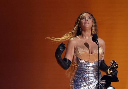 Beyoncé schrieb Animal Collective einen ihrer Songs zu, weil er „Teile“ ihres Songs „My Girls“ aus dem Jahr 2009 verkörpert.