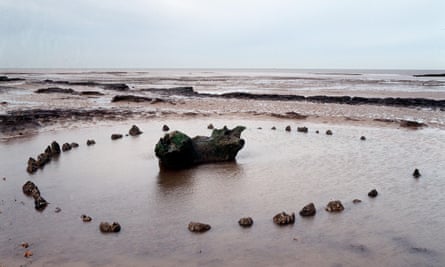 Seahenge, ein Holzkreis aus der Bronzezeit in Norfolk.