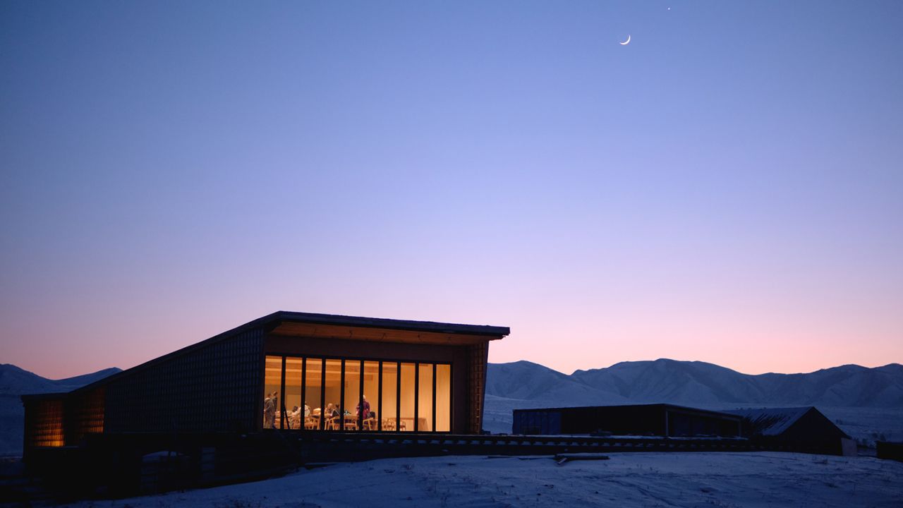Die Yeruu Lodge ist vom skandinavischen Minimalismus geprägt. 