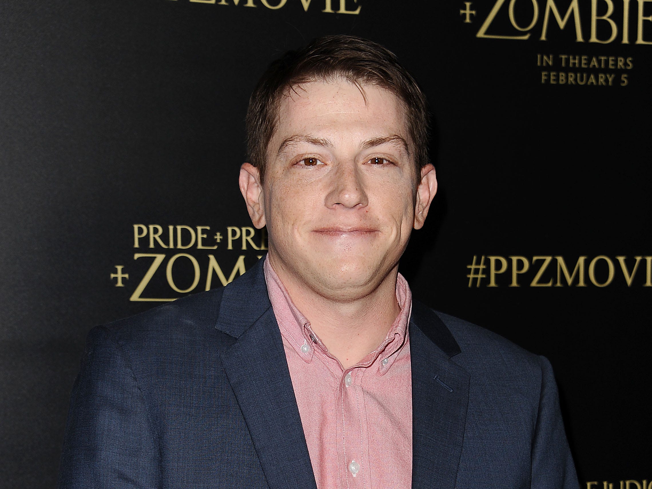 Seth Grahame-Smith nimmt am 21. Januar 2016 an der Premiere von „Pride and Prejudice and Zombies“ im Harmony Gold Theatre teil.