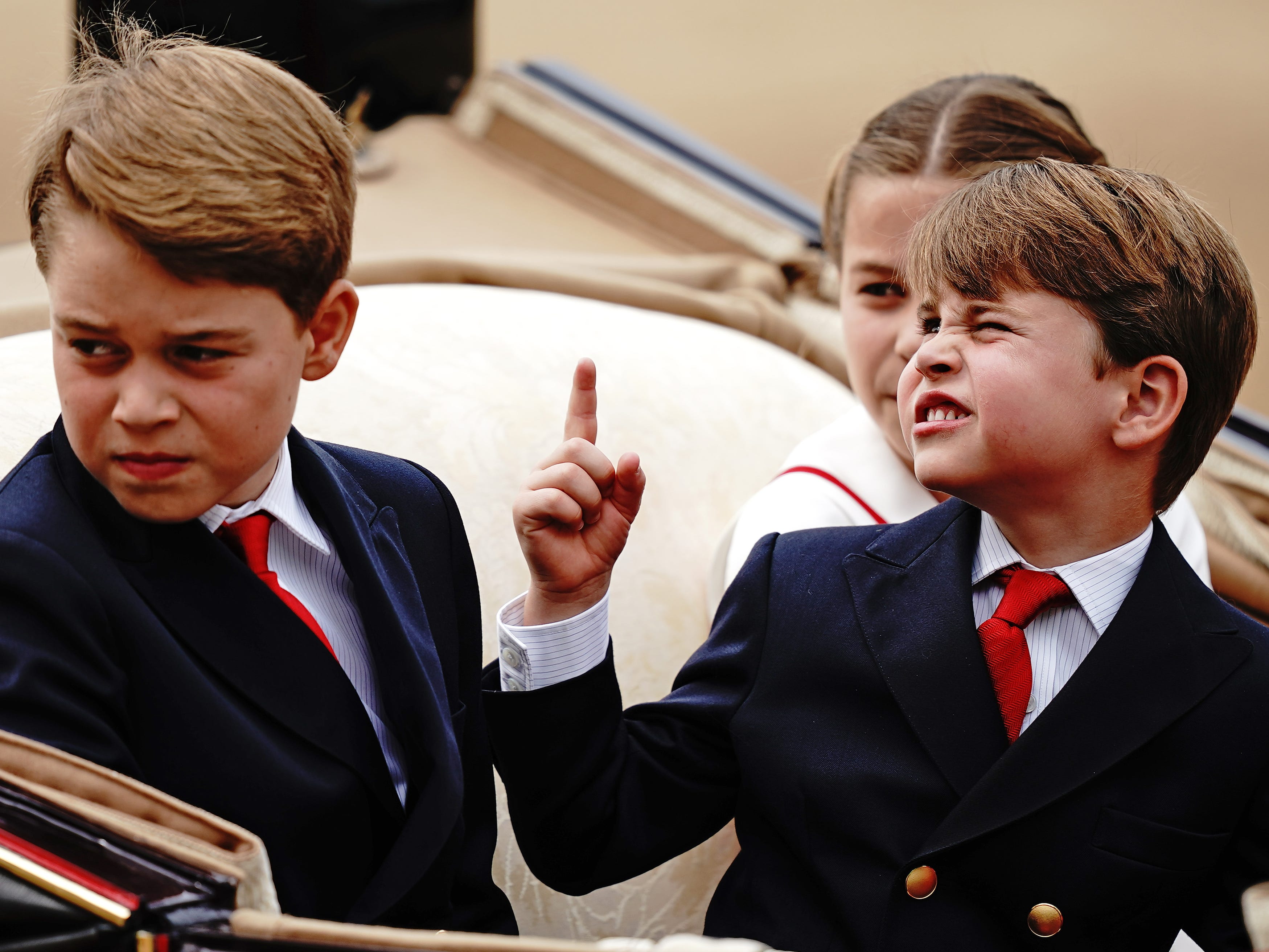 Prinz George, Prinz Louis und Prinzessin Charlotte während der Trooping the Colour