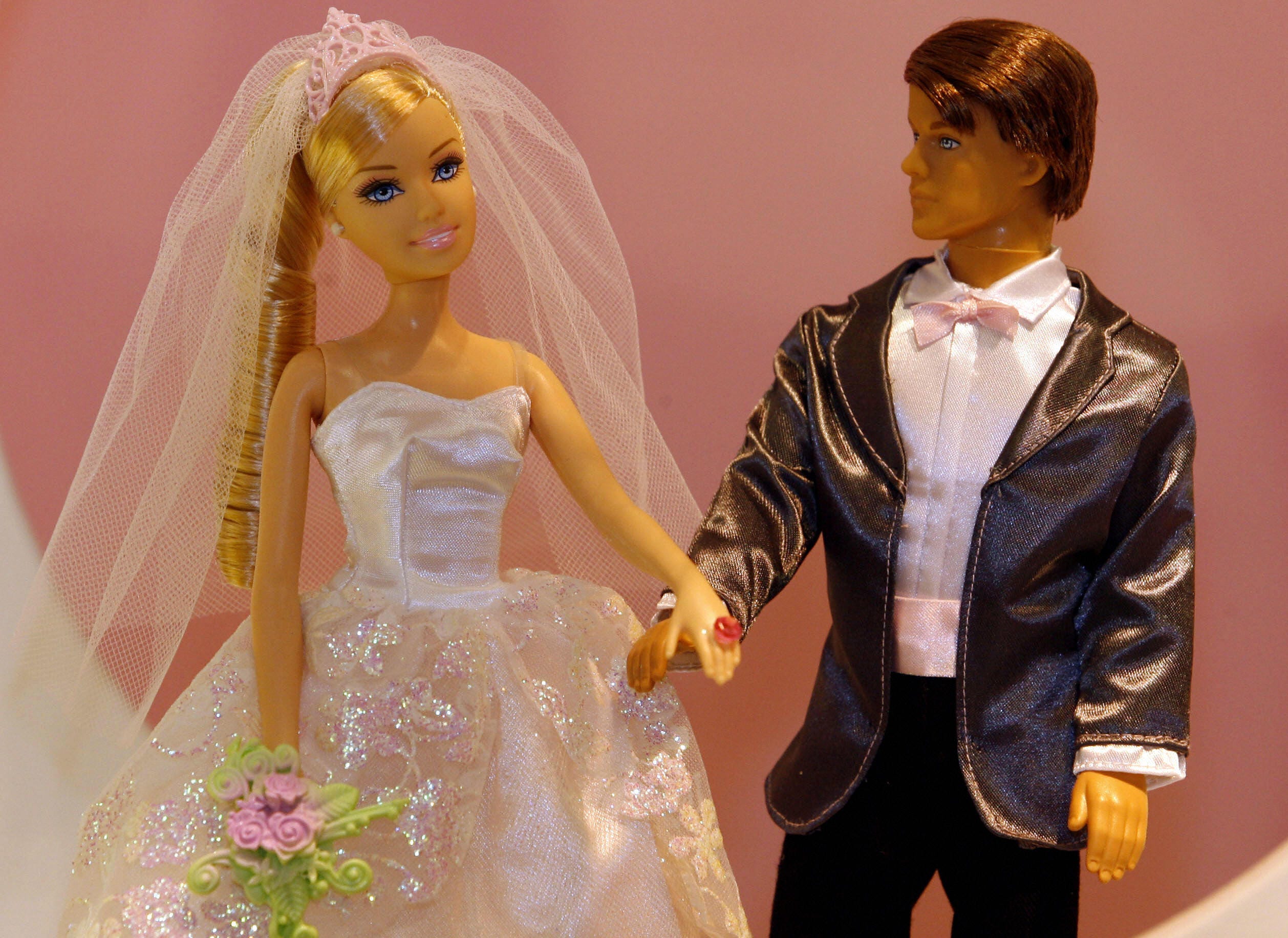 Barbie und Ken heiraten 2007 auf der Internationalen Spielwarenmesse in Nürnberg.
