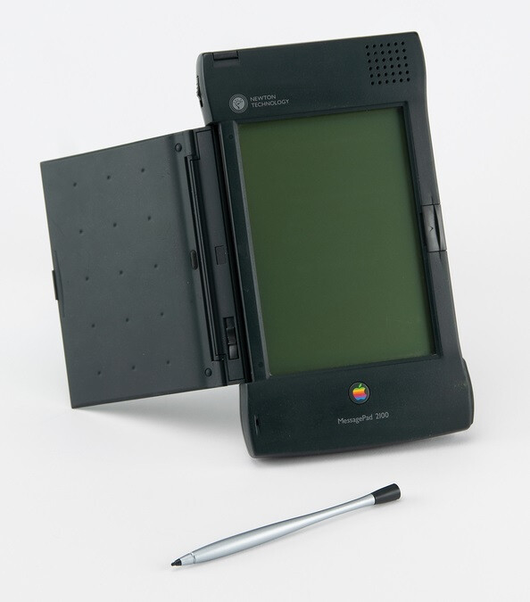 Nicht alles, was Apple herstellt, ist ein großer Erfolg und das Newton MessagePad ist der Beweis.  Das aktuelle Höchstgebot beträgt nur 200 US-Dollar – Der zweite jemals von Apple ausgestellte Scheck, unterzeichnet von Steves Jobs und Wozniak, wird versteigert