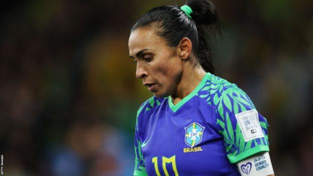 Die Brasilianerin Marta reagiert während des Spiels