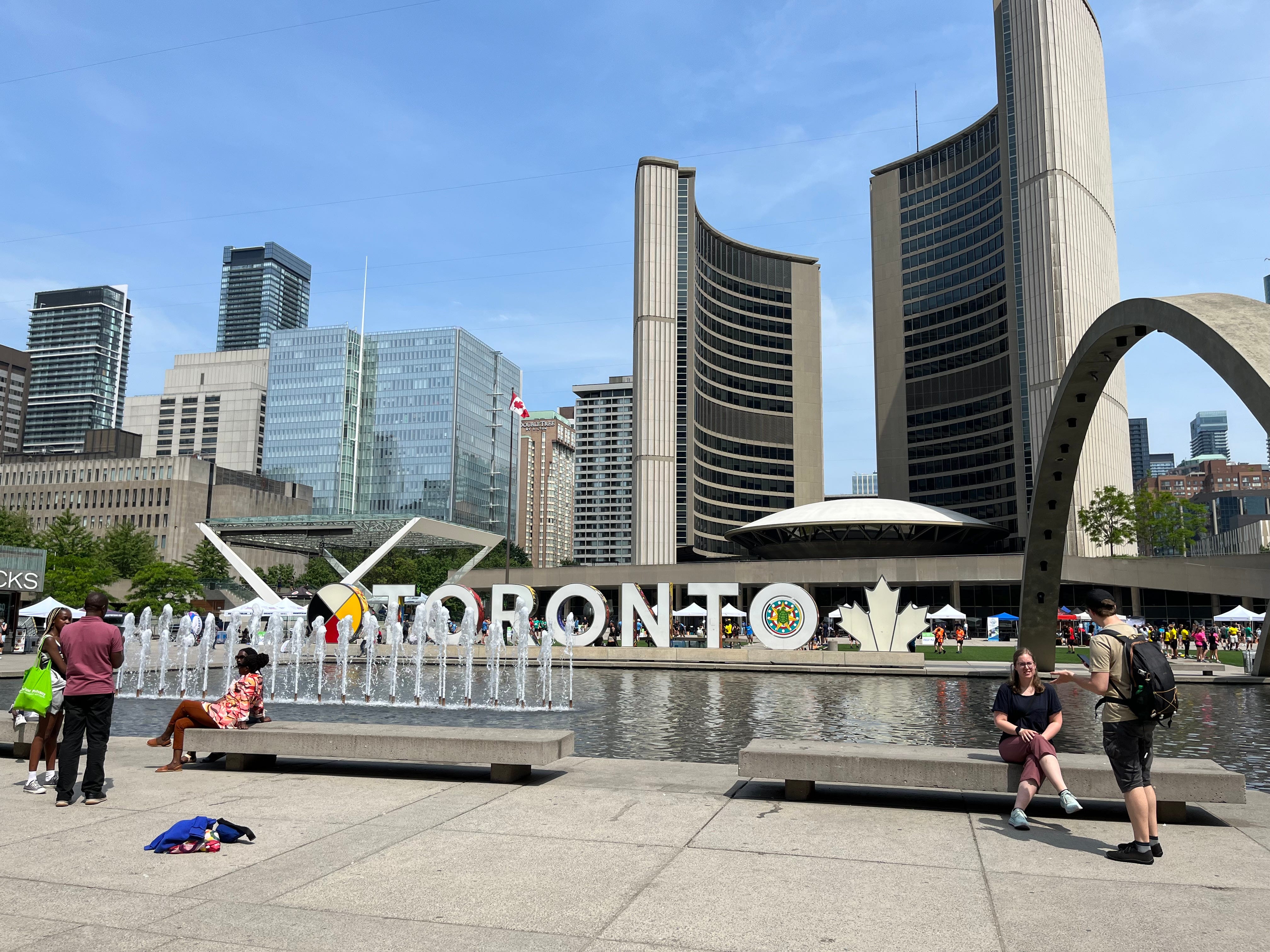 Toronto-Schild in der Stadt