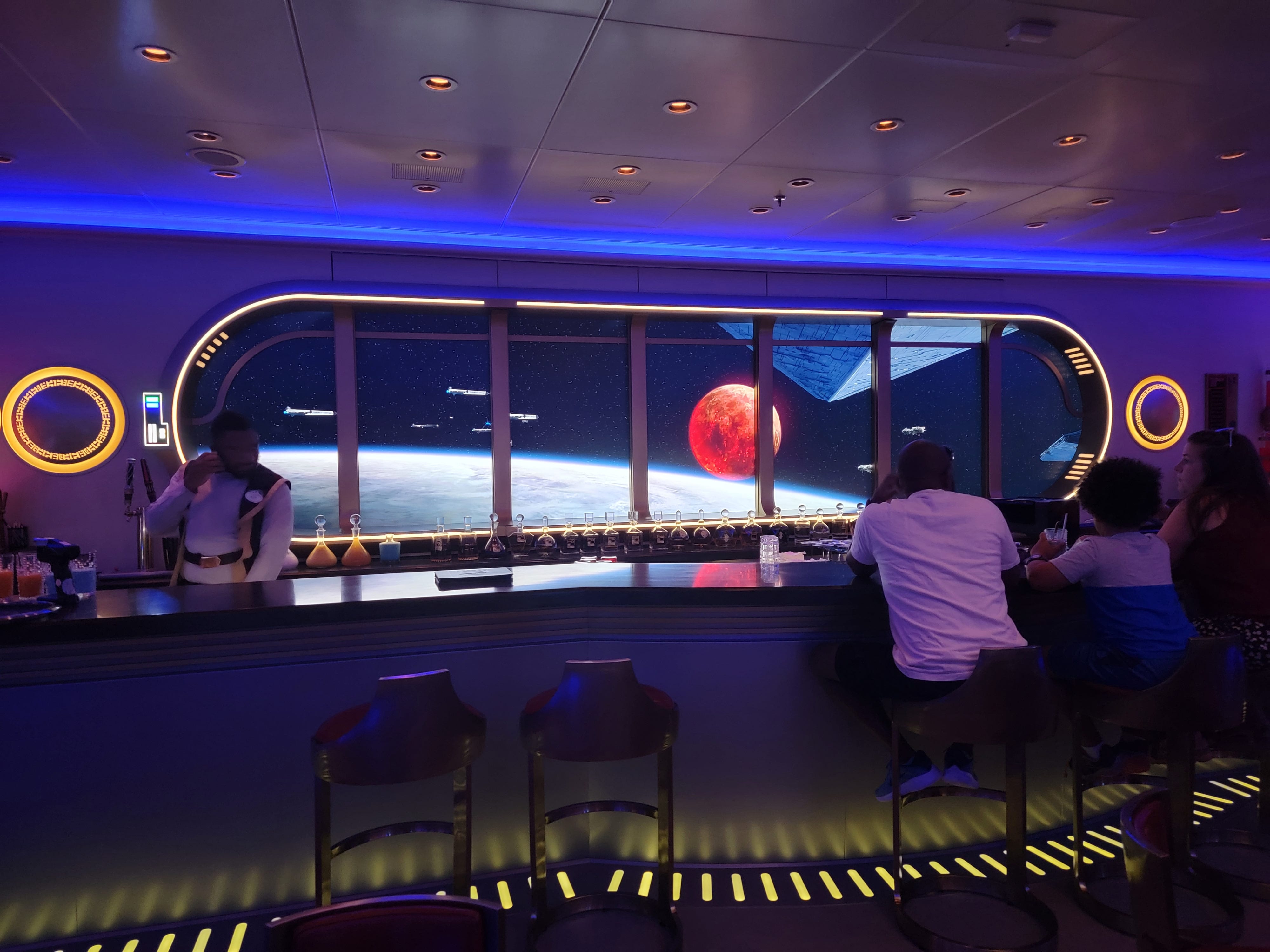 Star Wars Hyperspace Lounge auf dem Disney Wish Ship