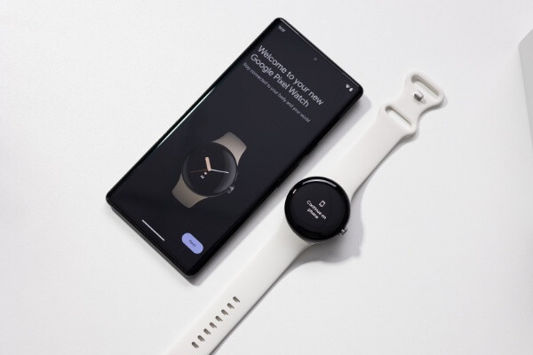 Wear OS 4 wird jetzt für die Galaxy Watch 5-Serie eingeführt, während Pixel Watch-Benutzer weiterhin warten