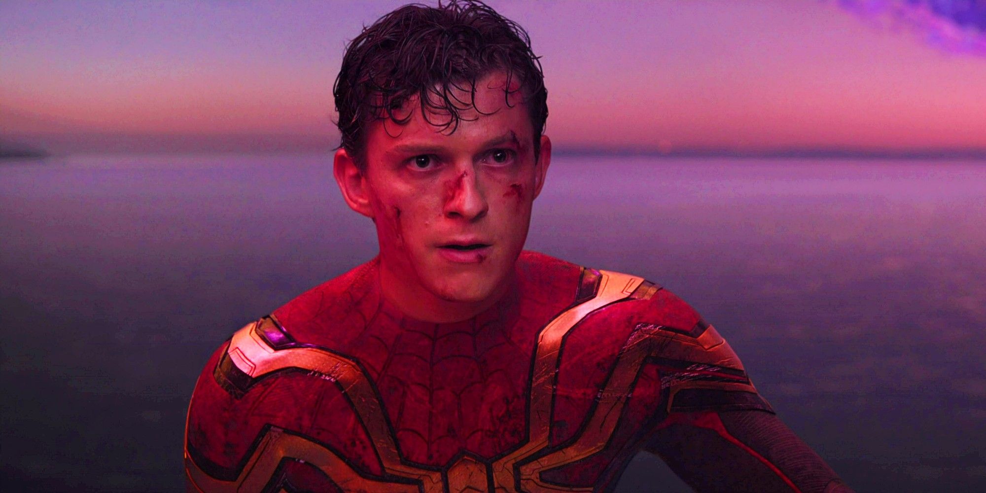 Tom Holland als Peter Parker in Spider-Man No Way Home während des letzten Kampfes