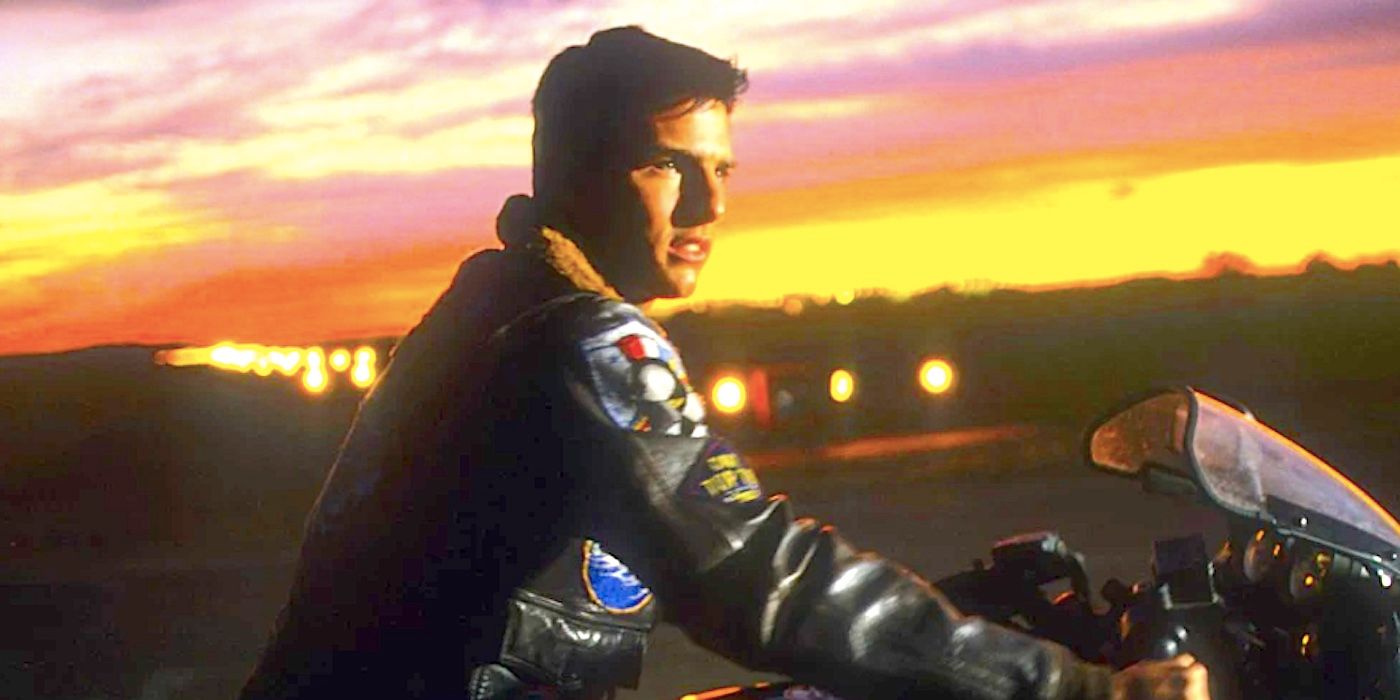 Maverick rittlings auf einem Motorrad in Top Gun 1986