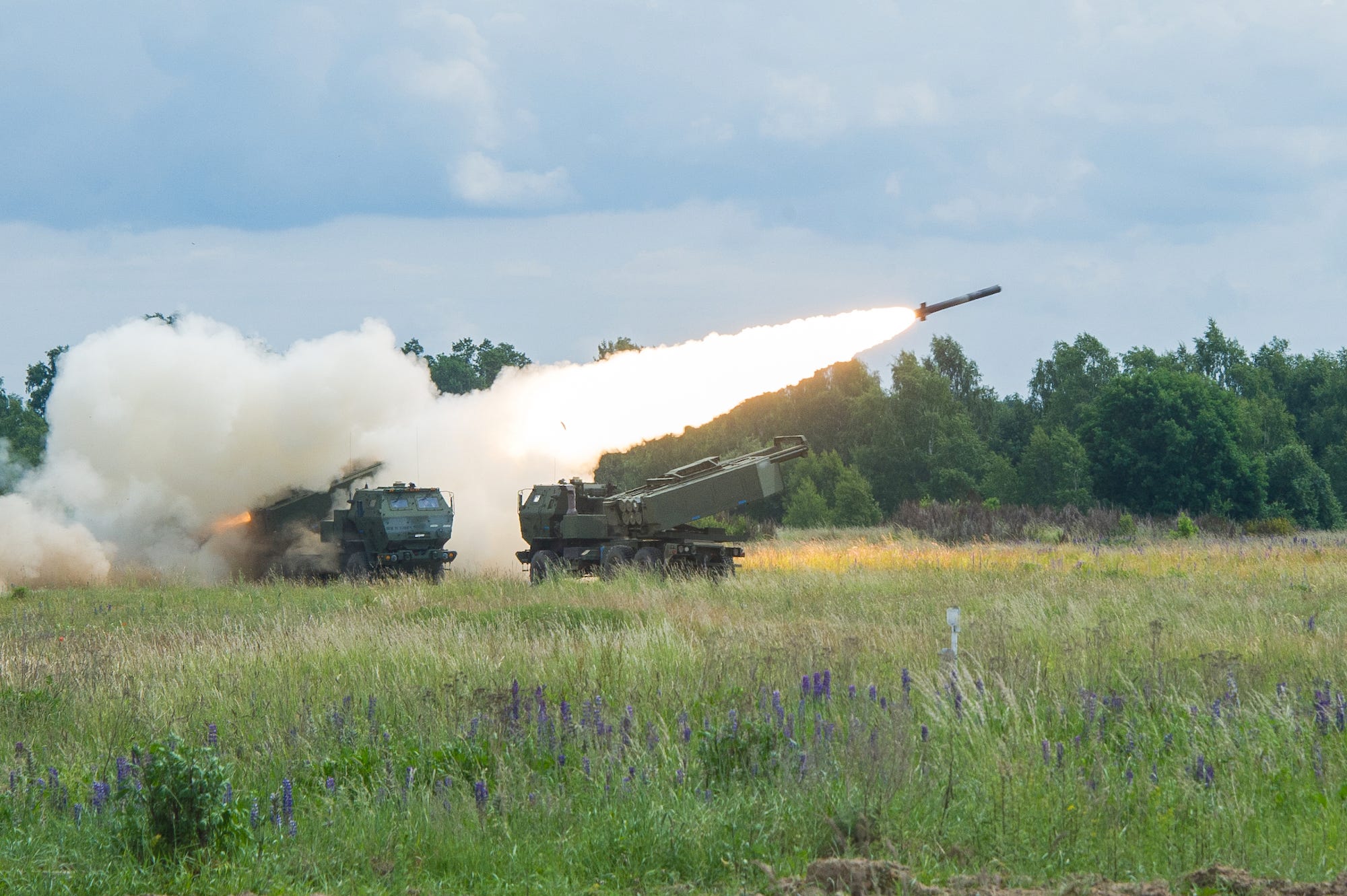 Armee-M142-HIMARS-Raketen in Polen