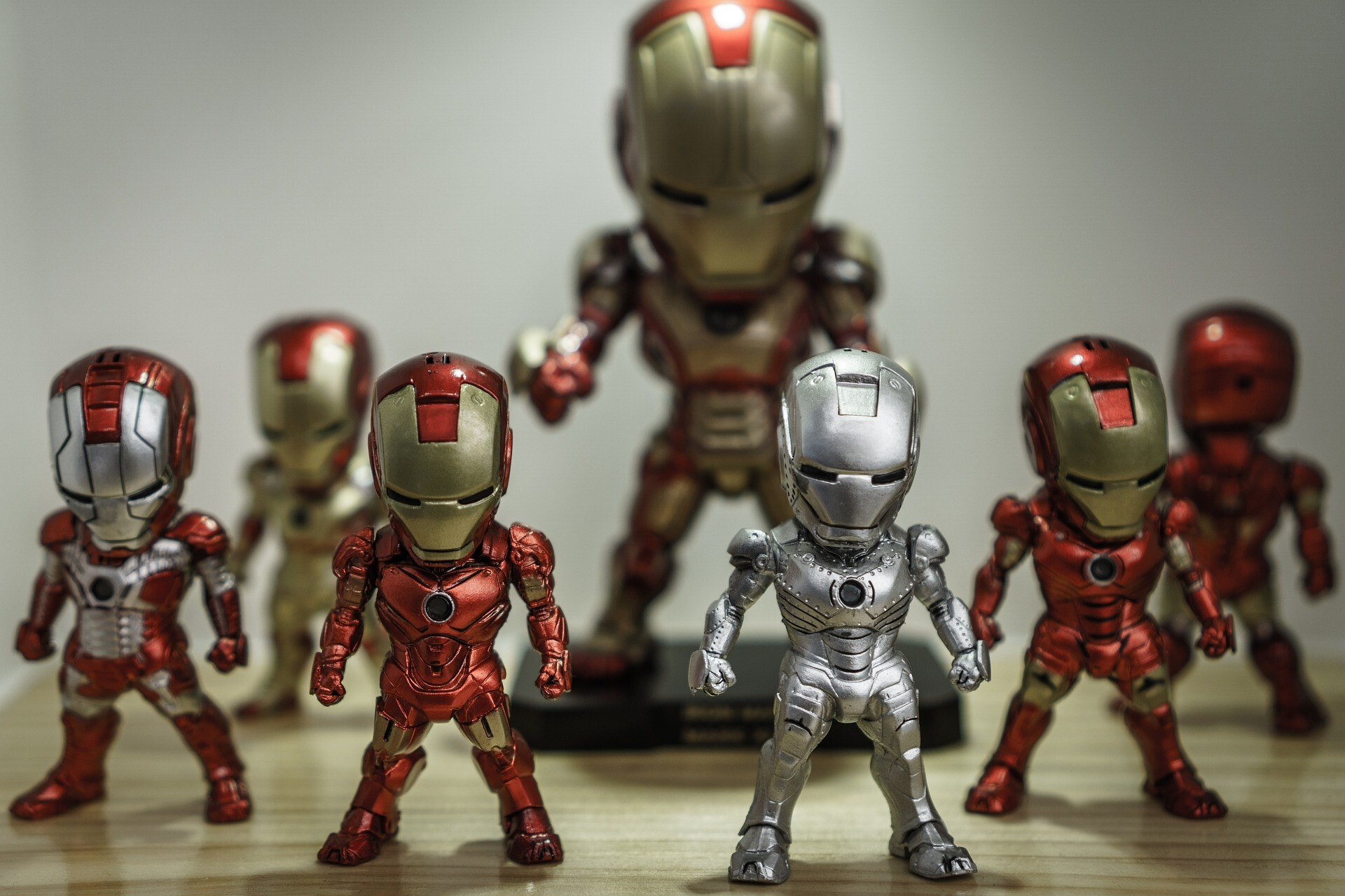 Der Anzug von Iron Man enthält ironischerweise viel Titan der Güteklasse 5 ... - Titan: Alles, was Sie über das cool klingende Material wissen müssen