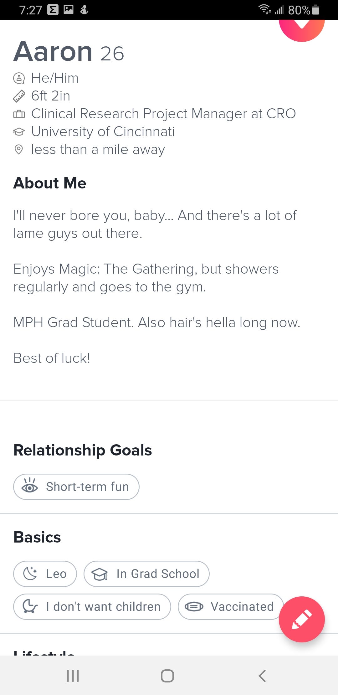 Aaron hat sein Tinder-Profil bei Insider's Dating App Clinic eingereicht.