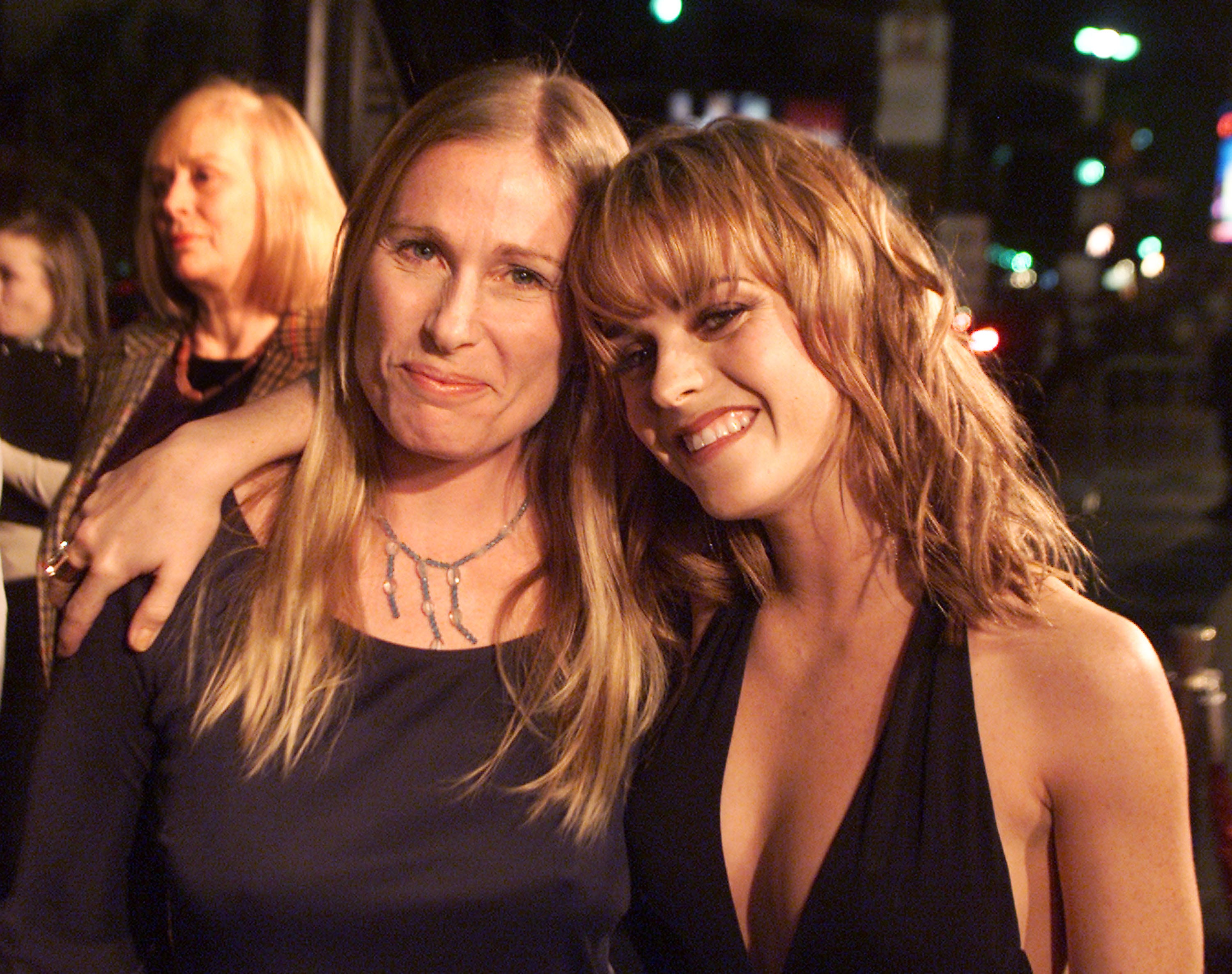 Tamra Davis und Taryn Manning bei der Premiere von „Crosroads“ in Los Angeles.