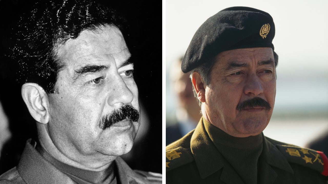 Ein Foto nebeneinander von Saddam Hussein und seinem Körperdoppel.