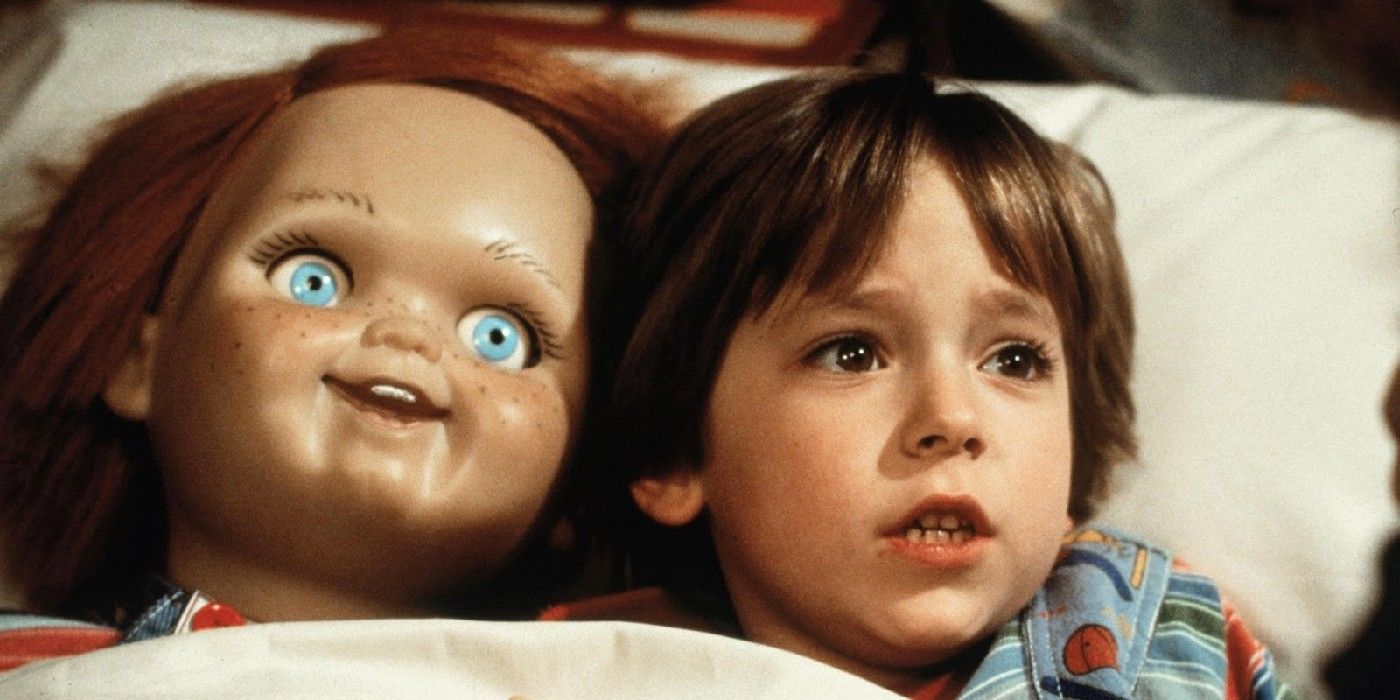 Kinderspiel – Chucky und Andy zusammen im Bett