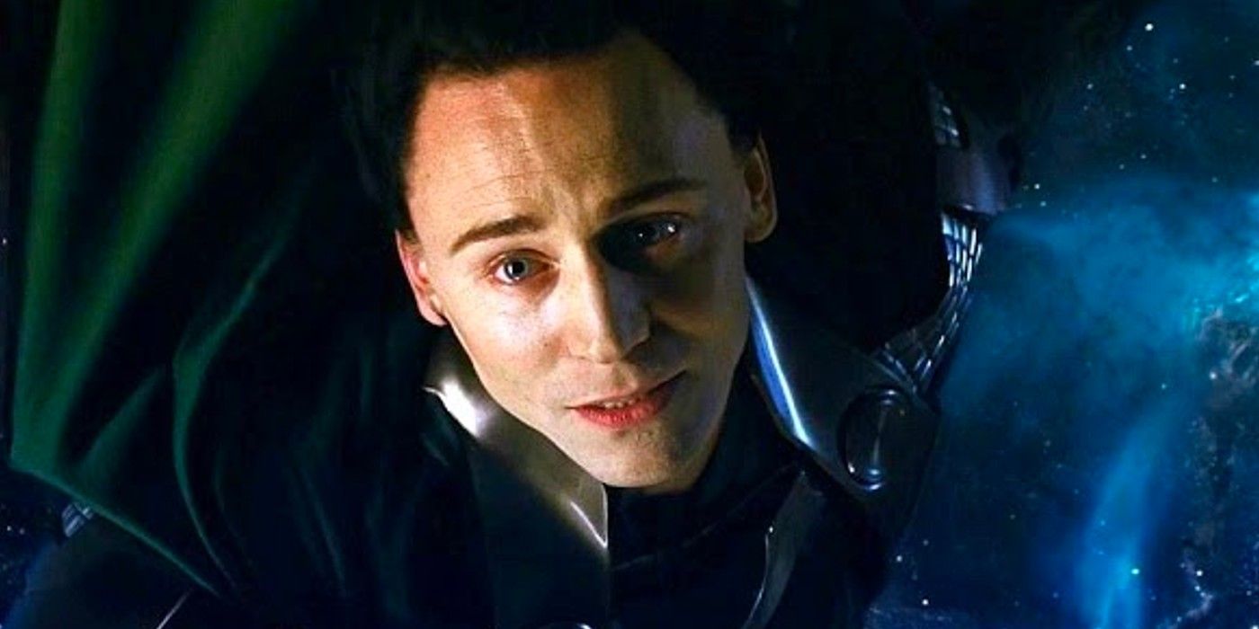 Loki fällt in Thor 2011 vom Bifrost