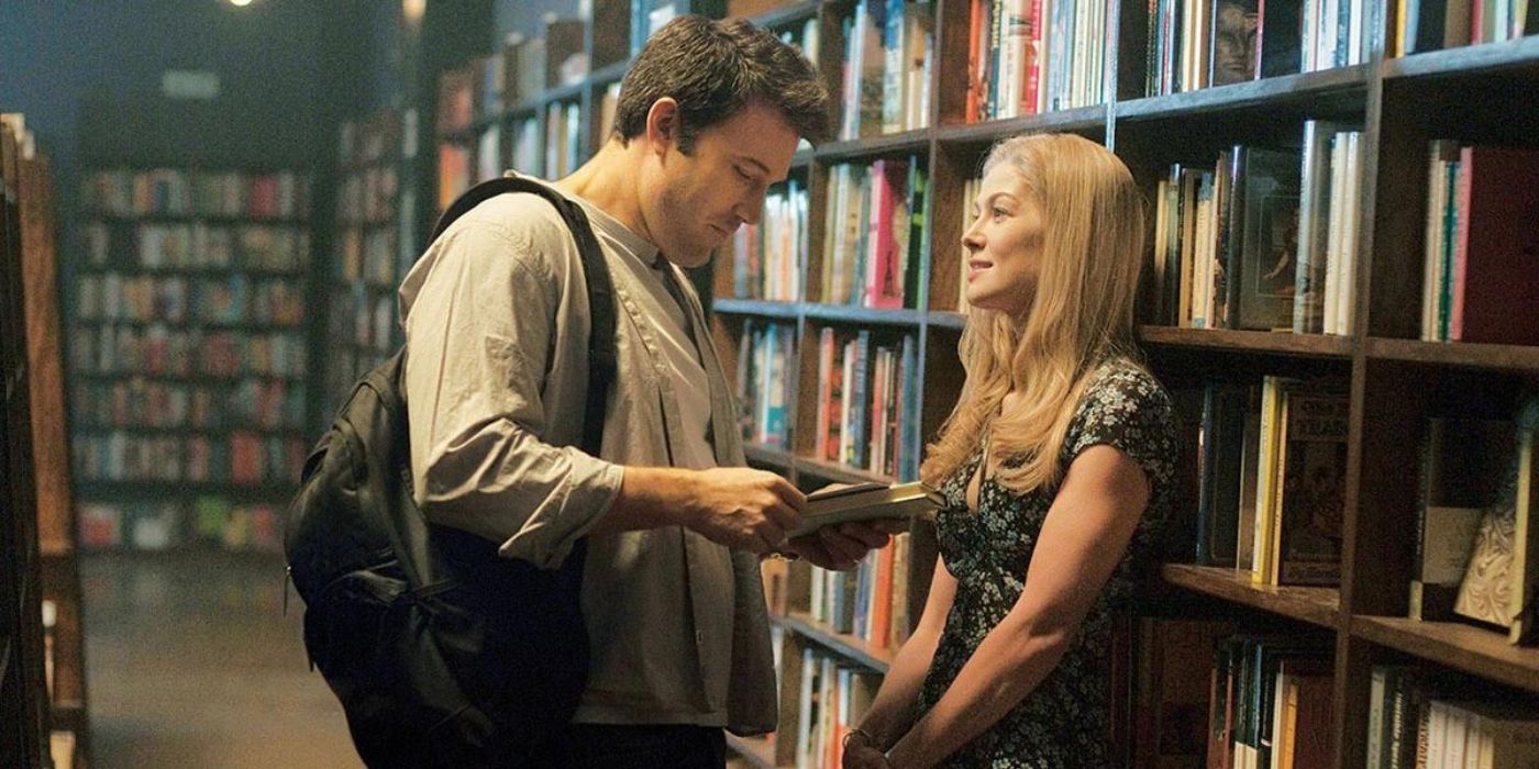 Ben Affleck und Rosamund Pike treffen sich in David Finchers „Gone Girl“ in einer Buchhandlung