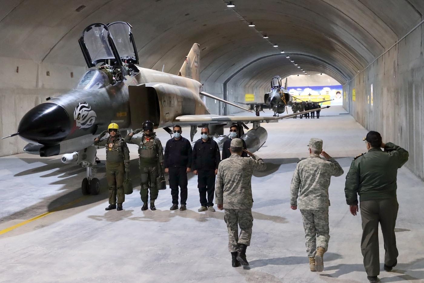 Untergrundstützpunkt für iranische F-4-Kampfflugzeuge